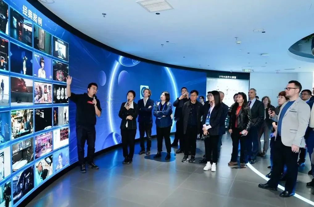 霸榜 | 四大榜单尽数囊括,今年会·(jinnianhui)金字招牌诚信至上集团连续五年斩获“极光”大奖